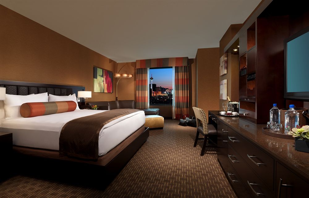 golden_nugget_las_vegas_room2