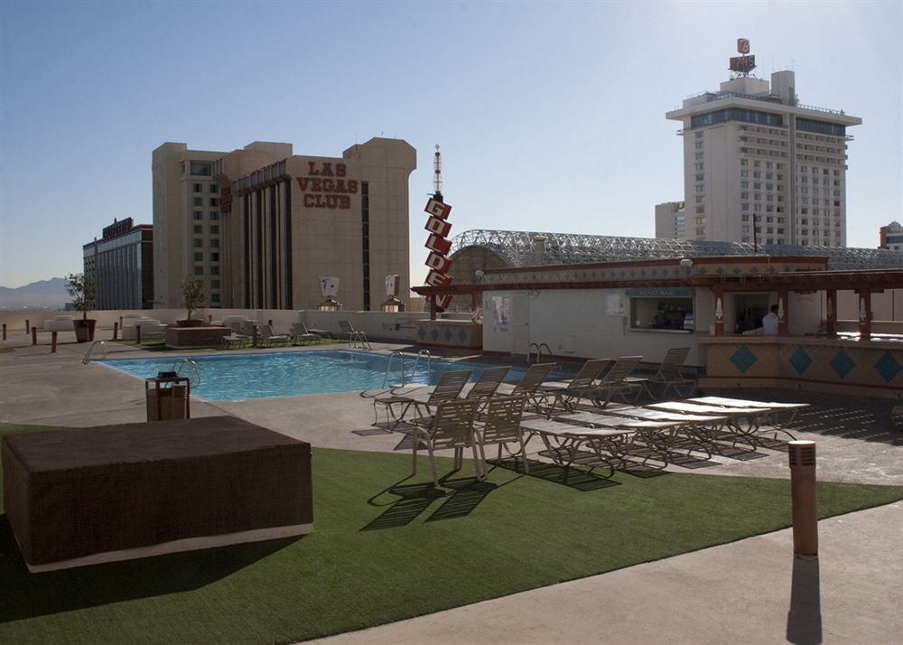 plaza_hotel_las_vegas_pool