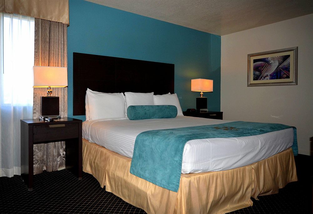 alexis_park_all_suite_las_vegas_room2