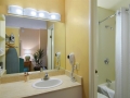 california_hotel_bathroom