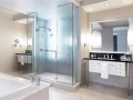 cosmopolitan_las_vegas_bathroom