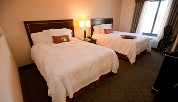 hampton_inn_las_vegas_south_room2