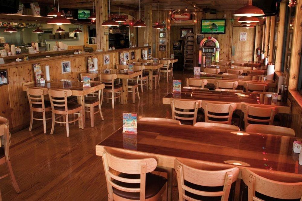 hooters_las_vegas_restaurant