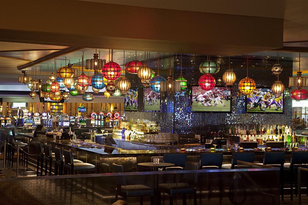 luxor_las_vegas_hotel_bar