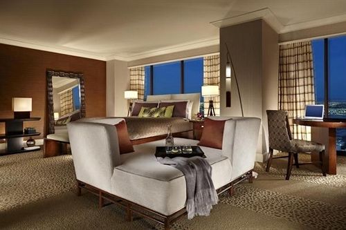 mandalay_bay_las_vegas_room2