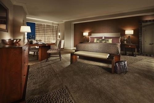 mandalay_bay_las_vegas_room3