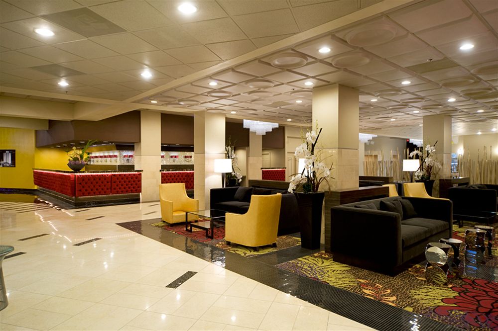 plaza_hotel_las_vegas_lobby