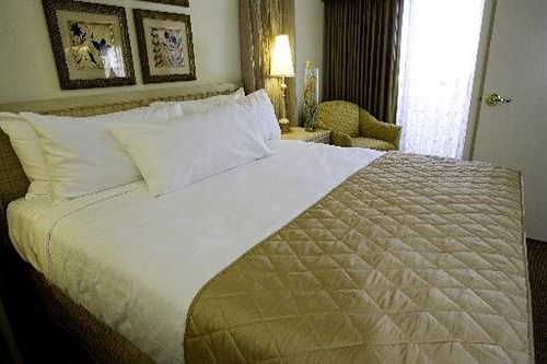 polo_towers_suites_las_vegas_room2