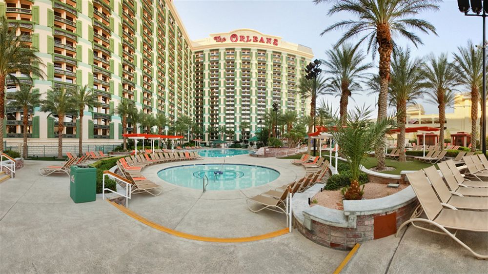 the_orleans_las_vegas_pool